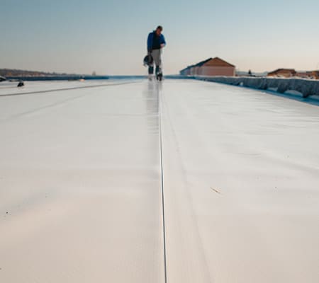 Flat roof maintenance Laval Montreal